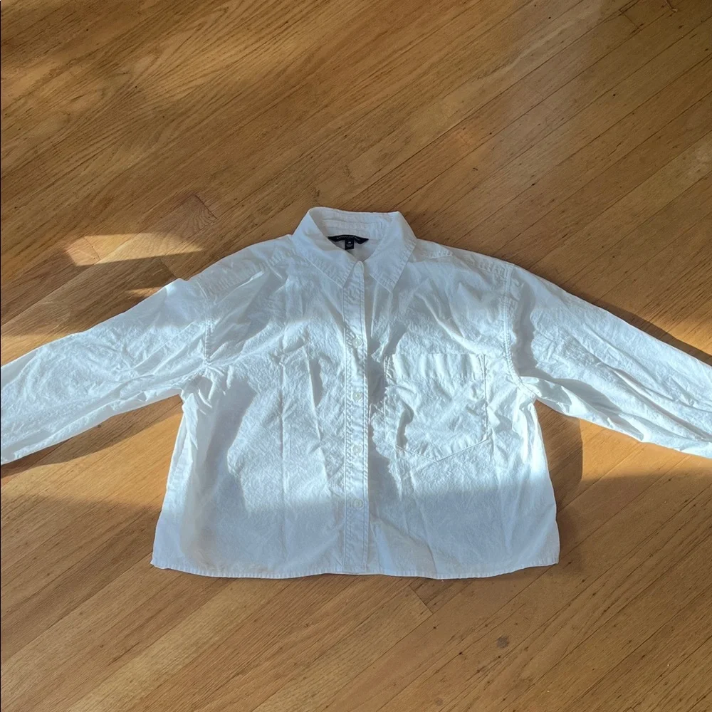 BR Cropped Button Up with Pocket - Picture 1 of 7